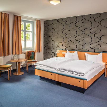 B&S Hotel Am Bachhaus إيزيناخ المظهر الخارجي الصورة