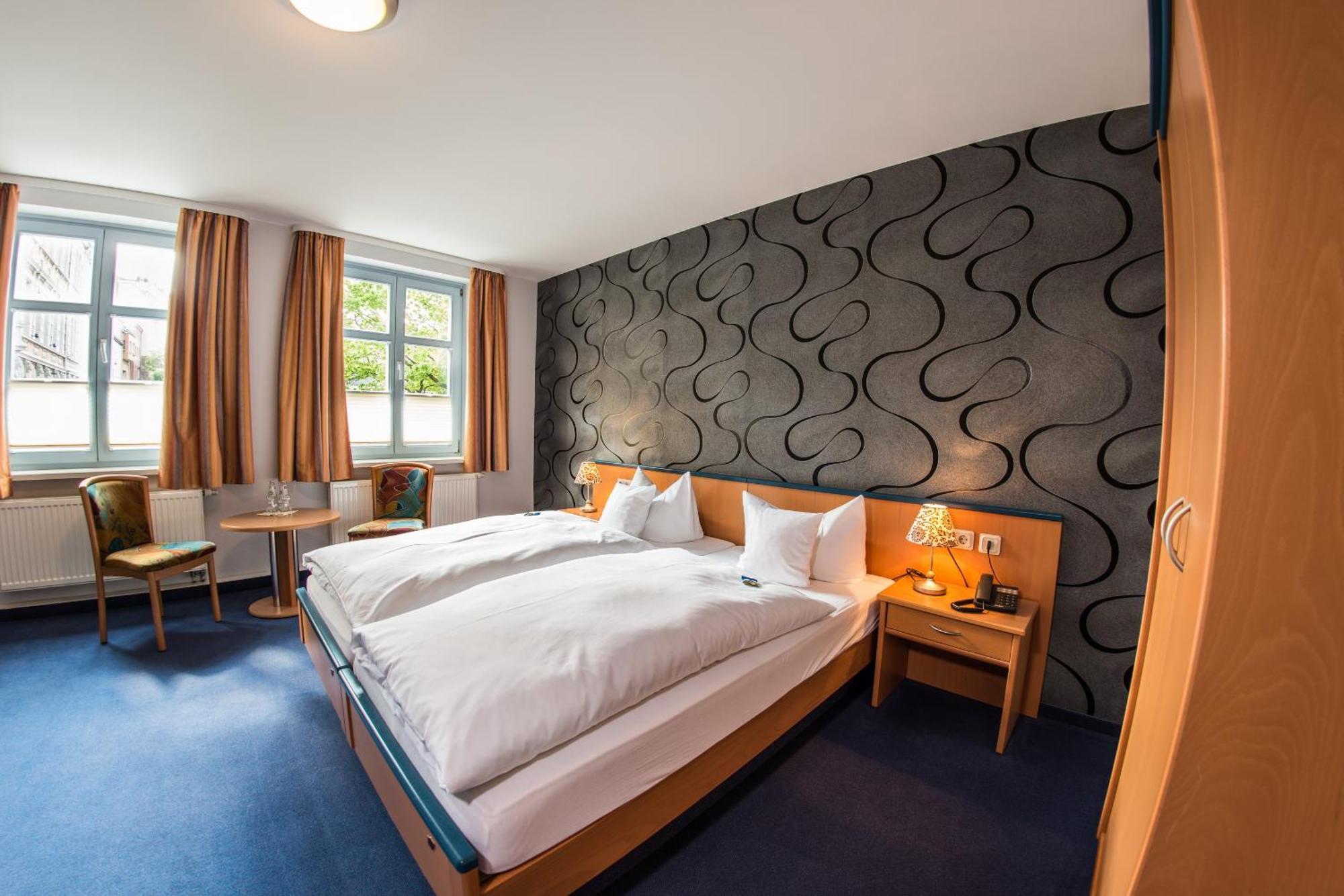 B&S Hotel Am Bachhaus إيزيناخ المظهر الخارجي الصورة