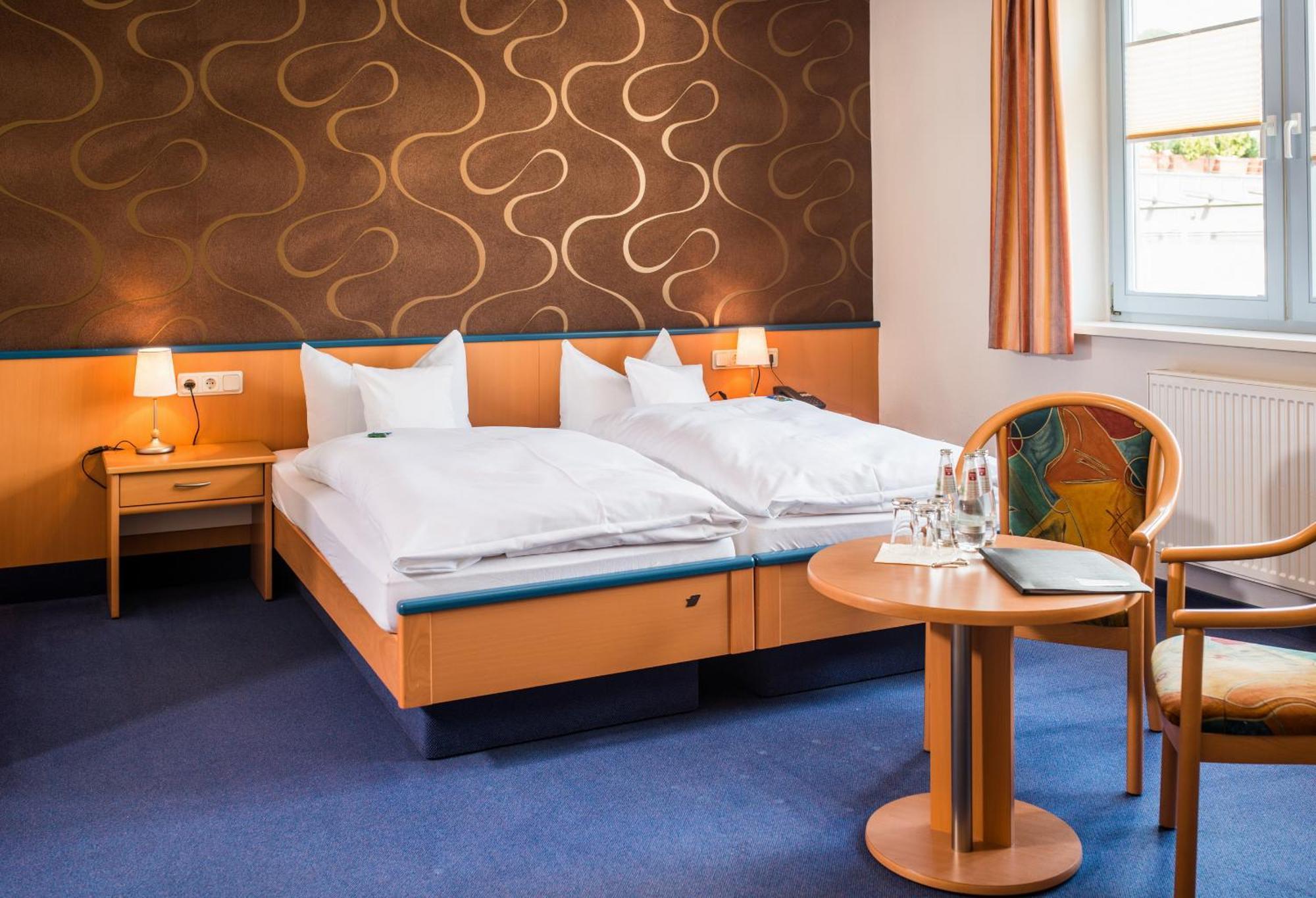 B&S Hotel Am Bachhaus إيزيناخ المظهر الخارجي الصورة