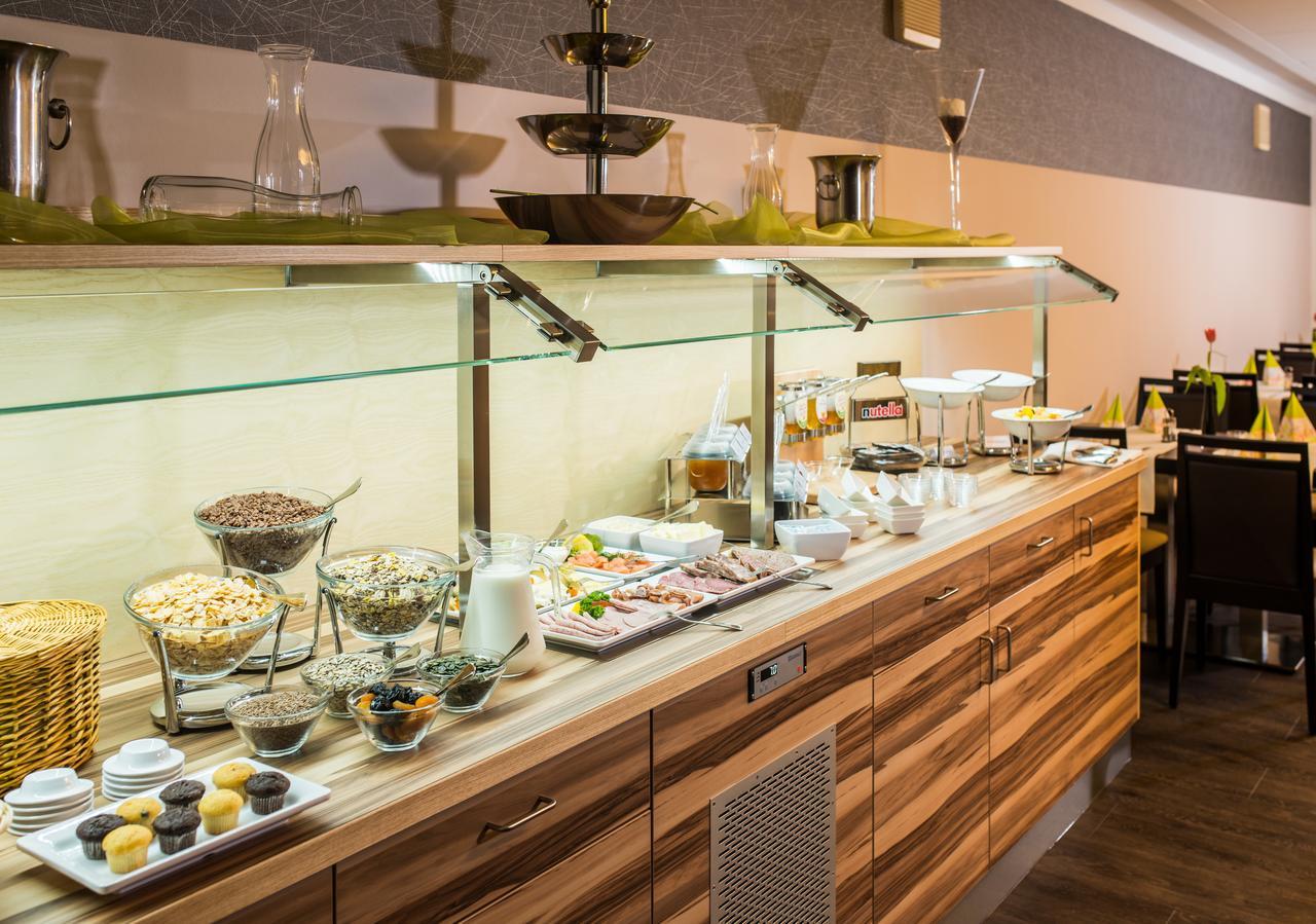 B&S Hotel Am Bachhaus إيزيناخ المظهر الخارجي الصورة
