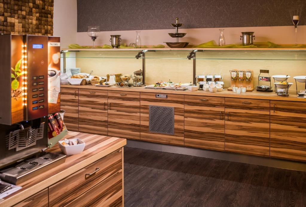 B&S Hotel Am Bachhaus إيزيناخ المظهر الخارجي الصورة